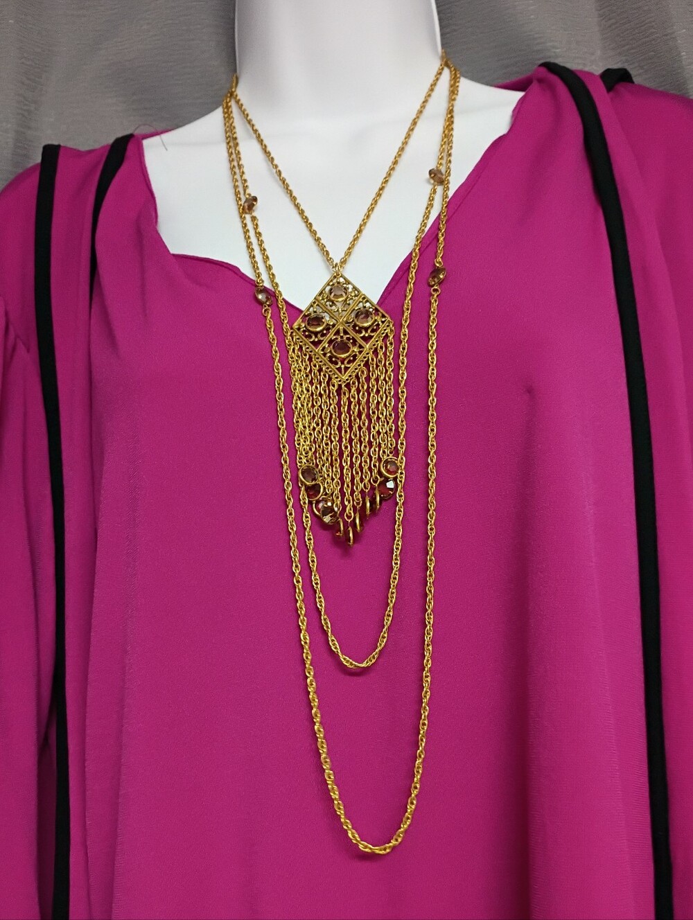 ❤️SIGNED Vintage GOLDETTE NY 3 STRAND ETRUSCAN REVIVAL FILIGREE CRYSTAL NECKLACE